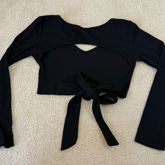 Shein Black V-Neck Tied Open Back Crop Top - Picture 5 of 5